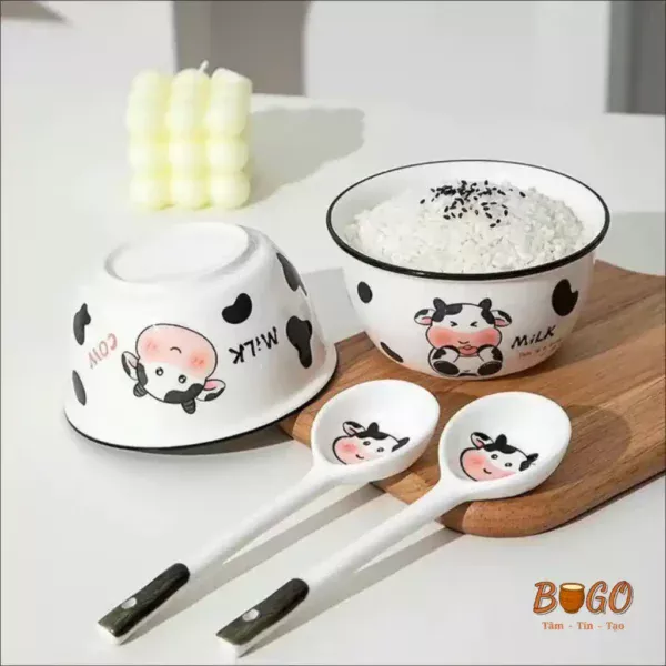 Set 2 Bát Ăn Cơm Bằng Sứ Hình Con Bò Sữa Cute
